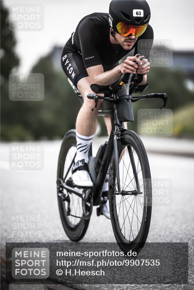 21.06.2026 - 29. Vierlanden-Triathlon H.Heesch http://msf.ph/oto/9907535 21.06.2026 10:25:47 Radfahren 6, 41, 63, 114, 211, 380 meine-sportfotos.de