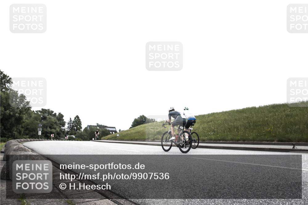 21.06.2026 - 29. Vierlanden-Triathlon H.Heesch http://msf.ph/oto/9907536 21.06.2026 11:59:46 Radfahren  meine-sportfotos.de