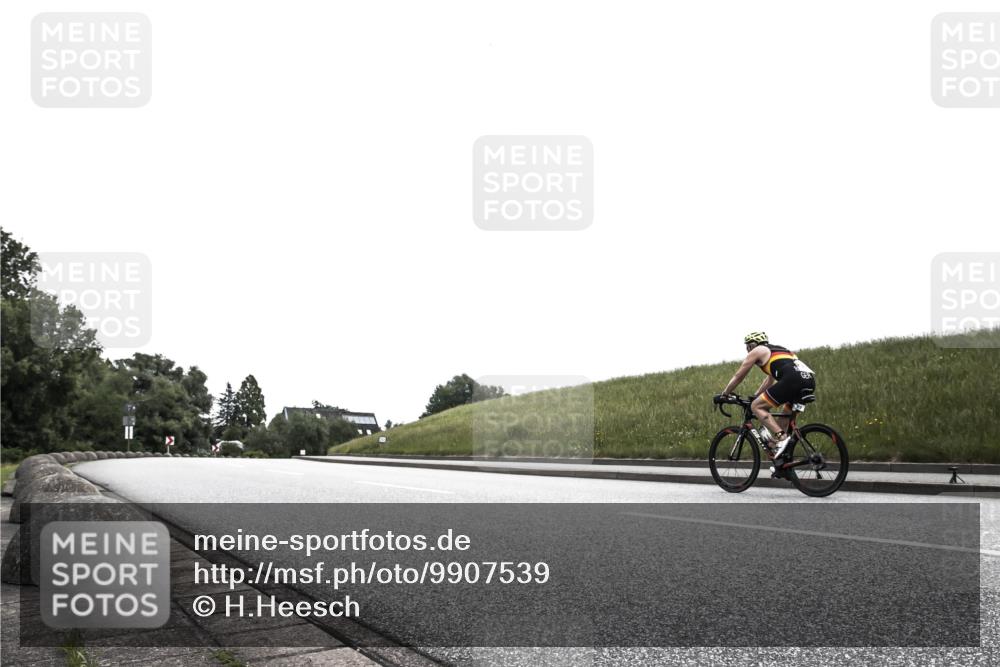 21.06.2026 - 29. Vierlanden-Triathlon H.Heesch http://msf.ph/oto/9907539 21.06.2026 12:00:08 Radfahren 753, 770, 883 meine-sportfotos.de