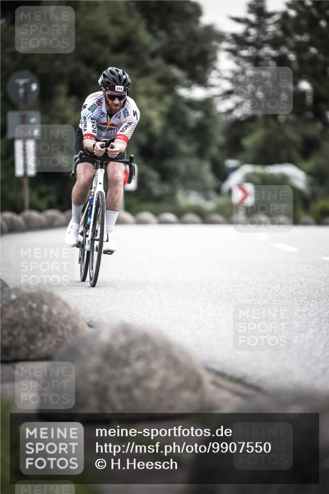 21.06.2026 - 29. Vierlanden-Triathlon H.Heesch http://msf.ph/oto/9907550 21.06.2026 10:25:52 Radfahren 114, 380, 382 meine-sportfotos.de