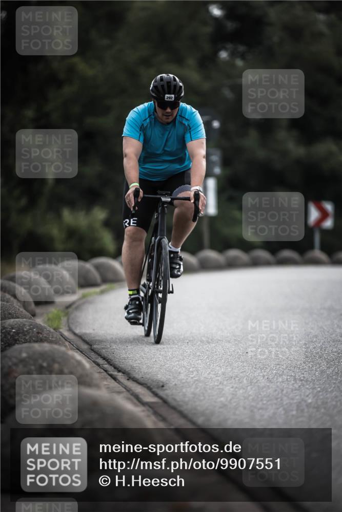 21.06.2026 - 29. Vierlanden-Triathlon H.Heesch http://msf.ph/oto/9907551 21.06.2026 09:22:50 Radfahren 29, 148, 271, 292 meine-sportfotos.de