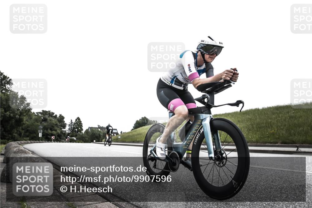 21.06.2026 - 29. Vierlanden-Triathlon H.Heesch http://msf.ph/oto/9907596 21.06.2026 12:02:19 Radfahren 844 meine-sportfotos.de
