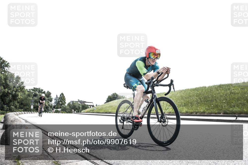 21.06.2026 - 29. Vierlanden-Triathlon H.Heesch http://msf.ph/oto/9907619 21.06.2026 13:05:17 Radfahren 1030, 1036, 1071 meine-sportfotos.de
