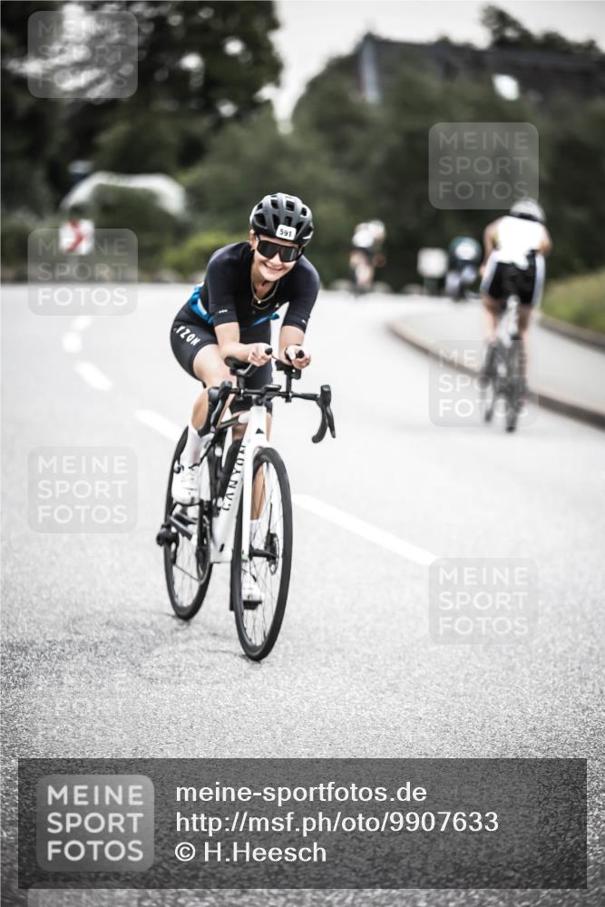 21.06.2026 - 29. Vierlanden-Triathlon H.Heesch http://msf.ph/oto/9907633 21.06.2026 10:26:05 Radfahren 8, 136, 291, 311, 383, 384, 415, 530, 536, 587, 591, 604, 613, 1355 meine-sportfotos.de