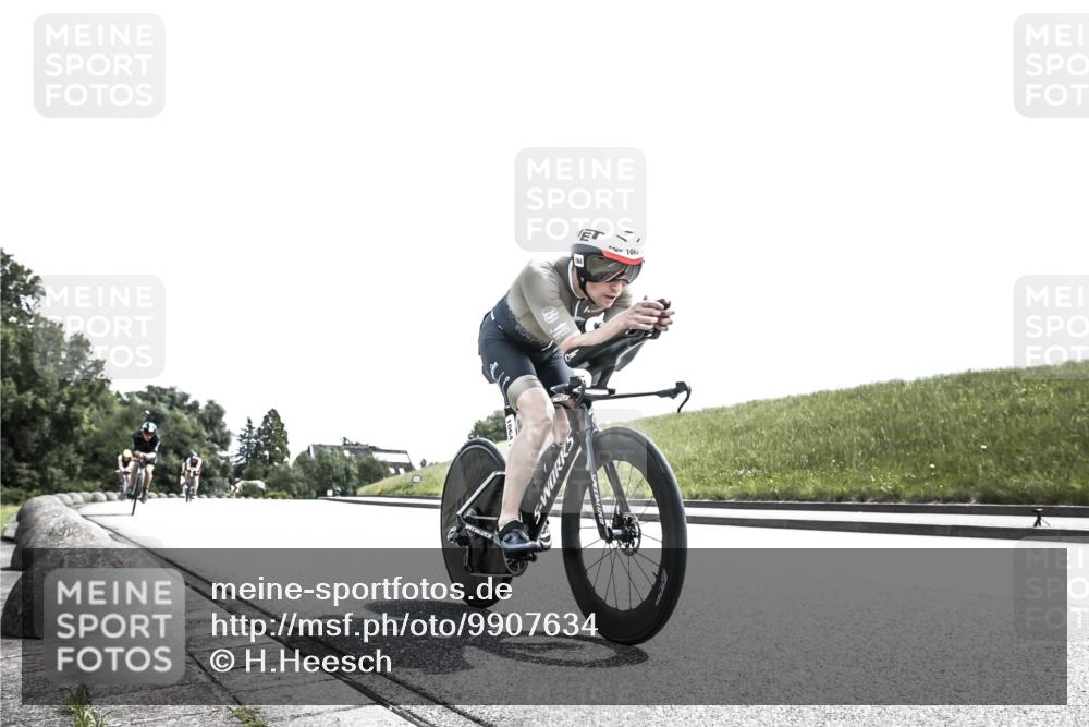 21.06.2026 - 29. Vierlanden-Triathlon H.Heesch http://msf.ph/oto/9907634 21.06.2026 13:05:55 Radfahren 1025, 1058, 1064, 1076, 1079, 1086 meine-sportfotos.de