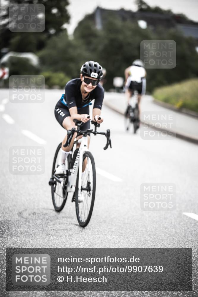 21.06.2026 - 29. Vierlanden-Triathlon H.Heesch http://msf.ph/oto/9907639 21.06.2026 10:26:05 Radfahren 8, 136, 291, 311, 383, 384, 415, 530, 536, 587, 591, 604, 613, 1355 meine-sportfotos.de