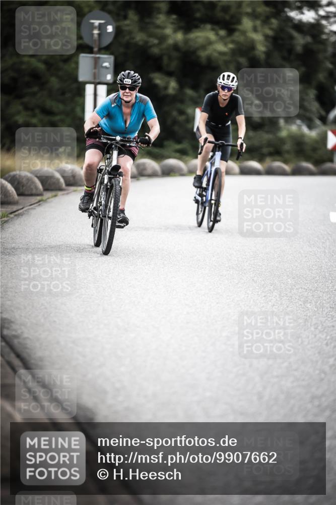21.06.2026 - 29. Vierlanden-Triathlon H.Heesch http://msf.ph/oto/9907662 21.06.2026 10:26:08 Radfahren 136, 291, 311, 415, 530, 536, 591, 613, 1355 meine-sportfotos.de