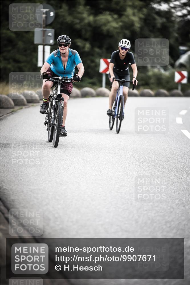 21.06.2026 - 29. Vierlanden-Triathlon H.Heesch http://msf.ph/oto/9907671 21.06.2026 10:26:08 Radfahren 136, 291, 311, 415, 530, 536, 591, 613, 1355 meine-sportfotos.de