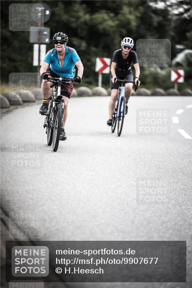 21.06.2026 - 29. Vierlanden-Triathlon H.Heesch http://msf.ph/oto/9907677 21.06.2026 10:26:08 Radfahren 136, 291, 311, 415, 530, 536, 591, 613, 1355 meine-sportfotos.de