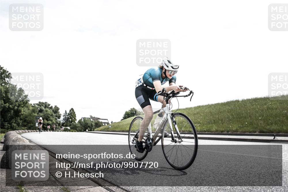 21.06.2026 - 29. Vierlanden-Triathlon H.Heesch http://msf.ph/oto/9907720 21.06.2026 13:16:20 Radfahren 1114, 1129, 1134 meine-sportfotos.de