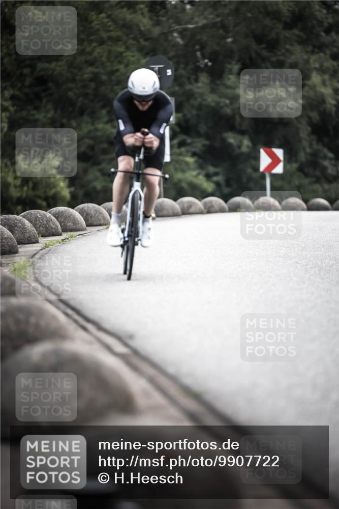21.06.2026 - 29. Vierlanden-Triathlon H.Heesch http://msf.ph/oto/9907722 21.06.2026 09:23:10 Radfahren 14, 165 meine-sportfotos.de