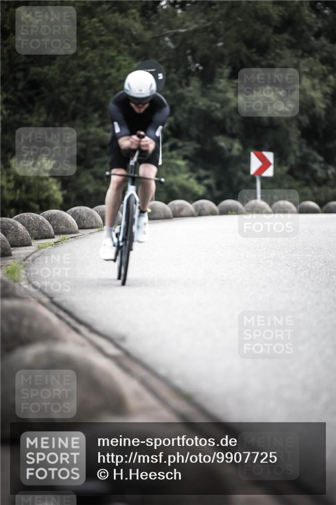 21.06.2026 - 29. Vierlanden-Triathlon H.Heesch http://msf.ph/oto/9907725 21.06.2026 09:23:10 Radfahren 14, 165 meine-sportfotos.de