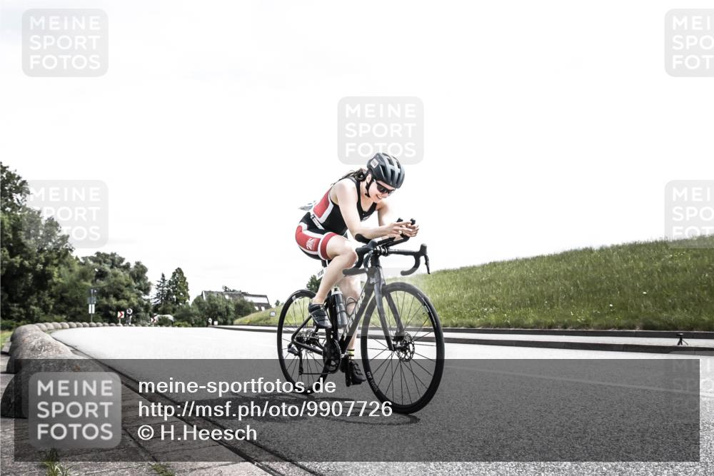 21.06.2026 - 29. Vierlanden-Triathlon H.Heesch http://msf.ph/oto/9907726 21.06.2026 13:16:26 Radfahren 1110 meine-sportfotos.de