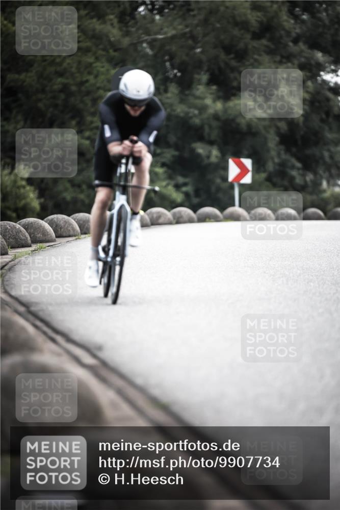 21.06.2026 - 29. Vierlanden-Triathlon H.Heesch http://msf.ph/oto/9907734 21.06.2026 09:23:10 Radfahren 14, 165 meine-sportfotos.de