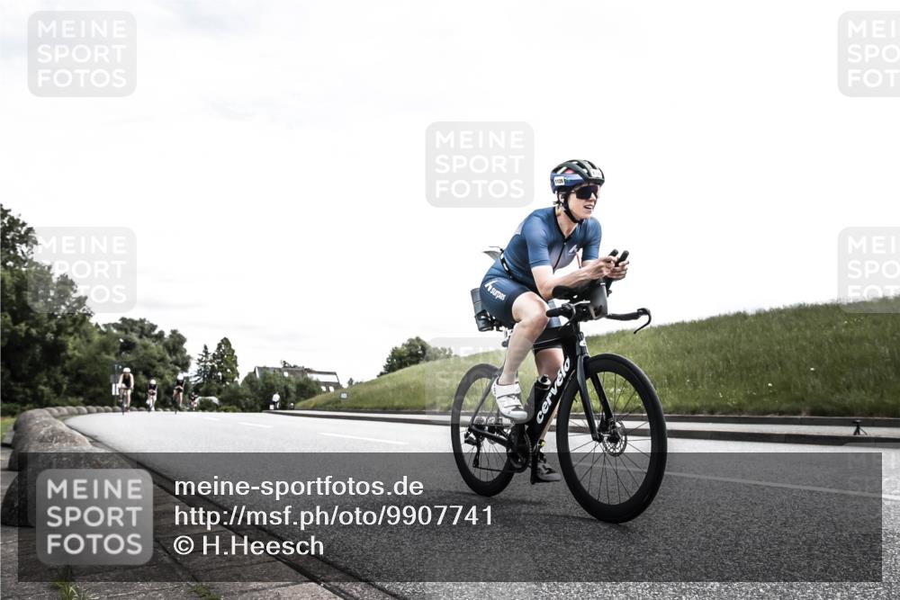 21.06.2026 - 29. Vierlanden-Triathlon H.Heesch http://msf.ph/oto/9907741 21.06.2026 13:17:56 Radfahren 1124, 1128, 1151, 1153 meine-sportfotos.de