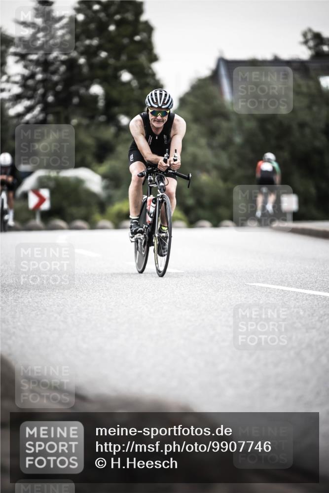 21.06.2026 - 29. Vierlanden-Triathlon H.Heesch http://msf.ph/oto/9907746 21.06.2026 10:26:21 Radfahren 116, 148, 166, 618 meine-sportfotos.de