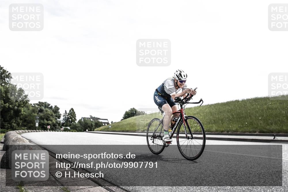 21.06.2026 - 29. Vierlanden-Triathlon H.Heesch http://msf.ph/oto/9907791 21.06.2026 13:19:27 Radfahren 1152 meine-sportfotos.de