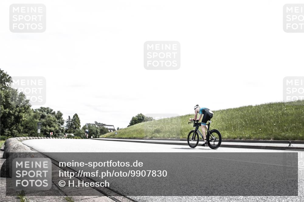 21.06.2026 - 29. Vierlanden-Triathlon H.Heesch http://msf.ph/oto/9907830 21.06.2026 13:26:47 Radfahren  meine-sportfotos.de