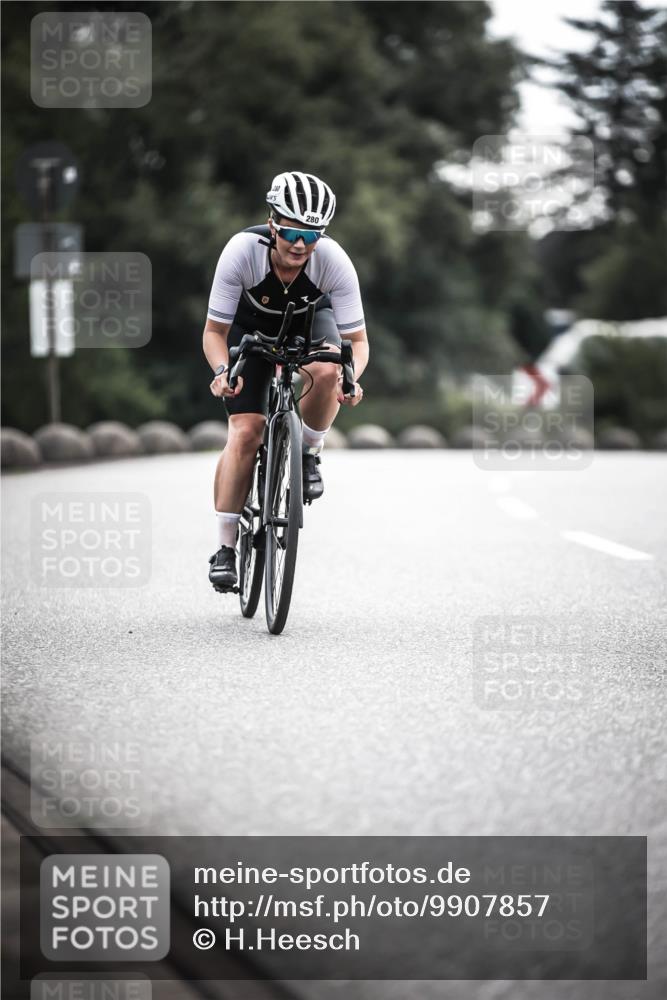 21.06.2026 - 29. Vierlanden-Triathlon H.Heesch http://msf.ph/oto/9907857 21.06.2026 09:23:26 Radfahren 265, 280 meine-sportfotos.de