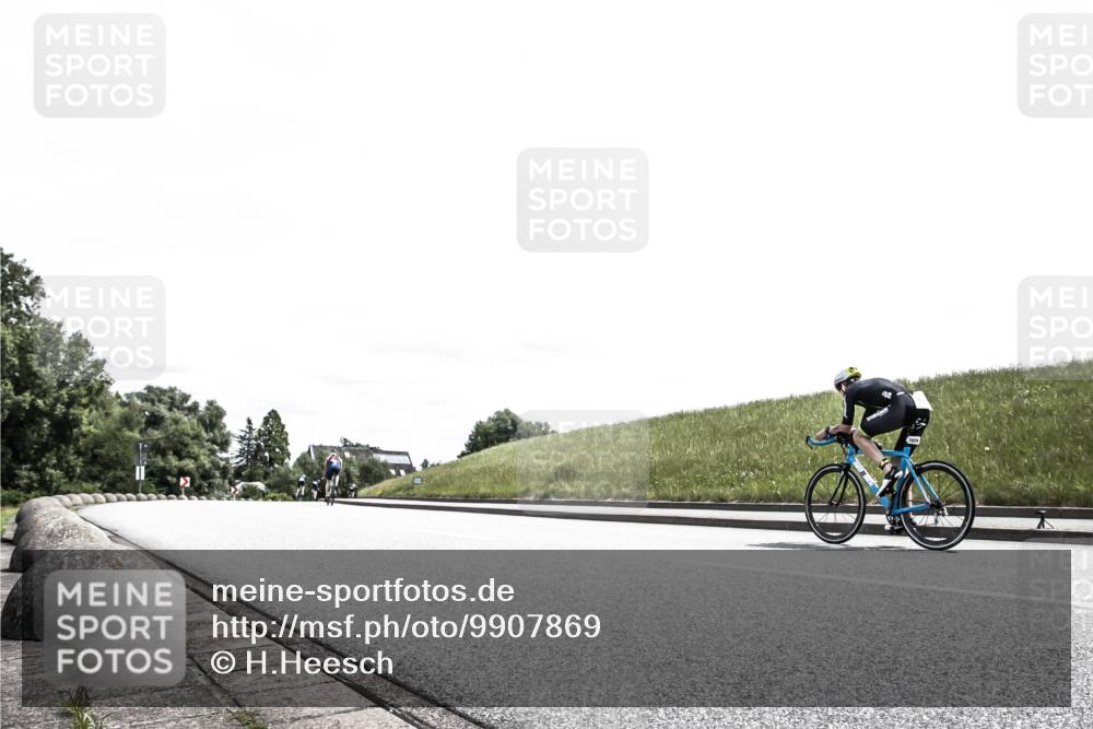 21.06.2026 - 29. Vierlanden-Triathlon H.Heesch http://msf.ph/oto/9907869 21.06.2026 13:28:28 Radfahren 1036 meine-sportfotos.de