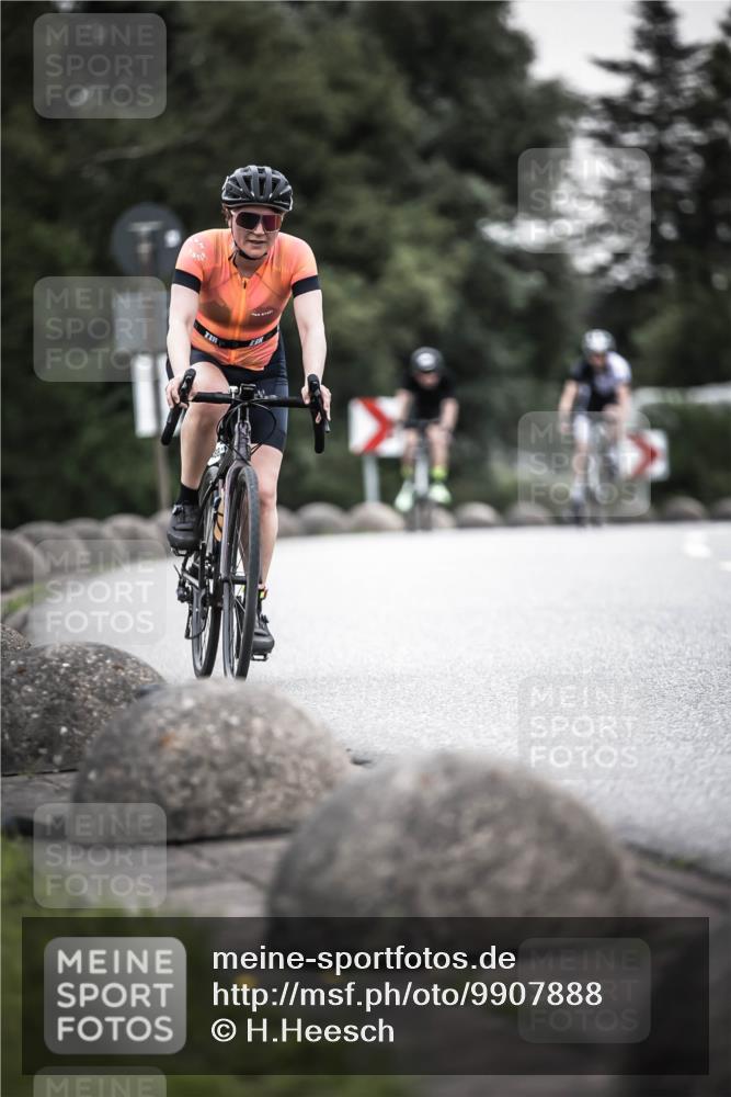 21.06.2026 - 29. Vierlanden-Triathlon H.Heesch http://msf.ph/oto/9907888 21.06.2026 10:26:33 Radfahren 46, 118, 119, 141, 155, 278, 328, 353, 374, 488 meine-sportfotos.de