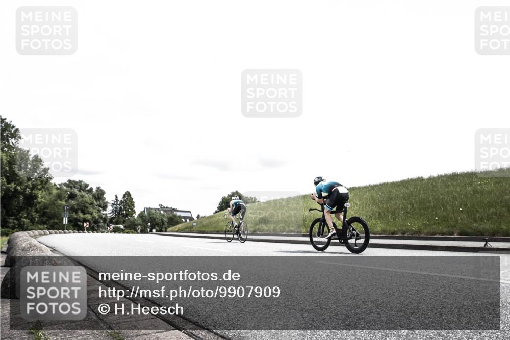 21.06.2026 - 29. Vierlanden-Triathlon H.Heesch http://msf.ph/oto/9907909 21.06.2026 13:30:16 Radfahren 1072 meine-sportfotos.de