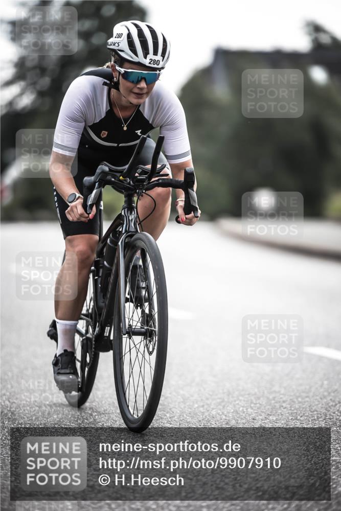 21.06.2026 - 29. Vierlanden-Triathlon H.Heesch http://msf.ph/oto/9907910 21.06.2026 09:23:27 Radfahren 280 meine-sportfotos.de