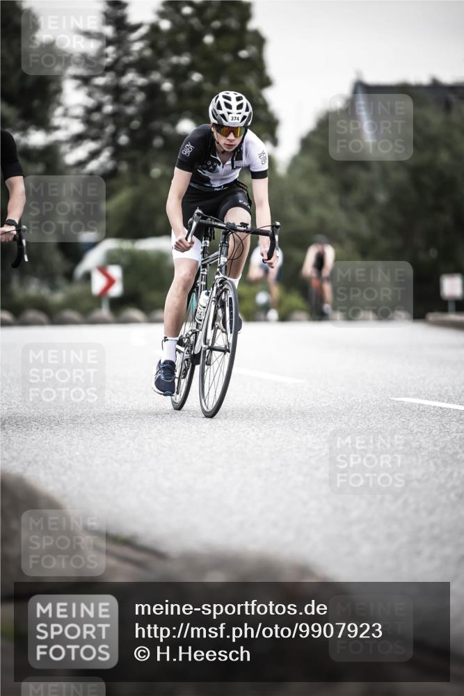 21.06.2026 - 29. Vierlanden-Triathlon H.Heesch http://msf.ph/oto/9907923 21.06.2026 10:26:36 Radfahren 46, 118, 119, 141, 177, 219, 278, 328, 353, 374, 386, 485, 488 meine-sportfotos.de