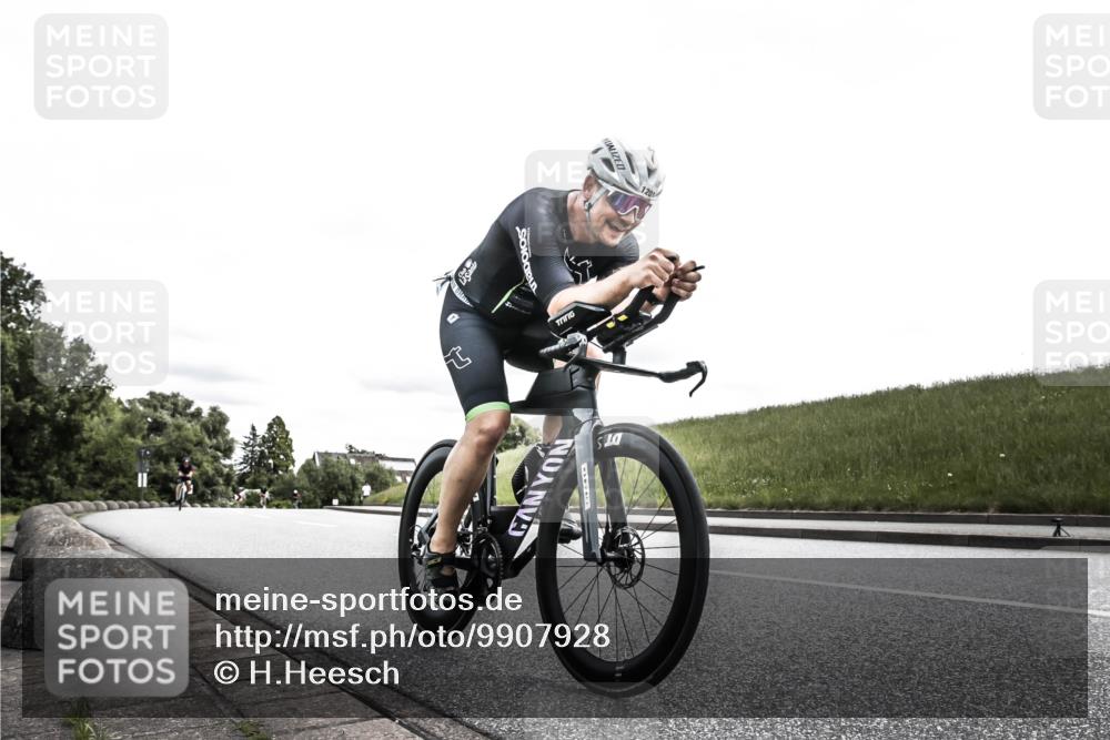 21.06.2026 - 29. Vierlanden-Triathlon H.Heesch http://msf.ph/oto/9907928 21.06.2026 13:32:12 Radfahren 1099, 1198, 1201, 1217 meine-sportfotos.de