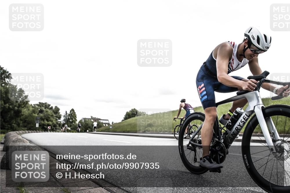 21.06.2026 - 29. Vierlanden-Triathlon H.Heesch http://msf.ph/oto/9907935 21.06.2026 13:32:31 Radfahren 1058, 1200 meine-sportfotos.de