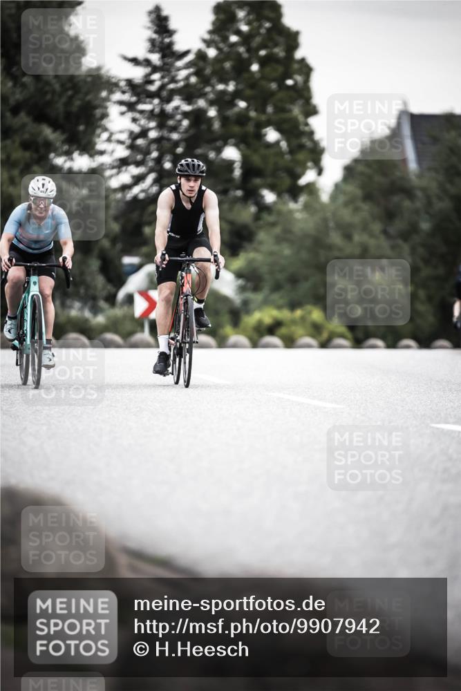 21.06.2026 - 29. Vierlanden-Triathlon H.Heesch http://msf.ph/oto/9907942 21.06.2026 10:26:41 Radfahren 58, 118, 119, 141, 177, 219, 278, 328, 374, 386, 485 meine-sportfotos.de