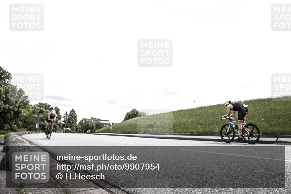 21.06.2026 - 29. Vierlanden-Triathlon H.Heesch http://msf.ph/oto/9907954 21.06.2026 13:33:00 Radfahren 1075, 1100, 1212 meine-sportfotos.de