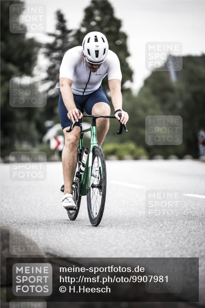 21.06.2026 - 29. Vierlanden-Triathlon H.Heesch http://msf.ph/oto/9907981 21.06.2026 10:26:44 Radfahren 58, 141, 177, 184, 219, 386, 485 meine-sportfotos.de