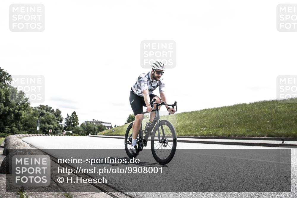 21.06.2026 - 29. Vierlanden-Triathlon H.Heesch http://msf.ph/oto/9908001 21.06.2026 13:34:05 Radfahren 1168, 1174, 1190, 1199 meine-sportfotos.de