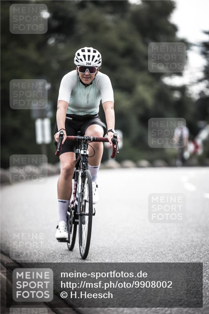 21.06.2026 - 29. Vierlanden-Triathlon H.Heesch http://msf.ph/oto/9908002 21.06.2026 09:23:43 Radfahren 91, 131, 155, 166, 220, 252, 264, 266 meine-sportfotos.de