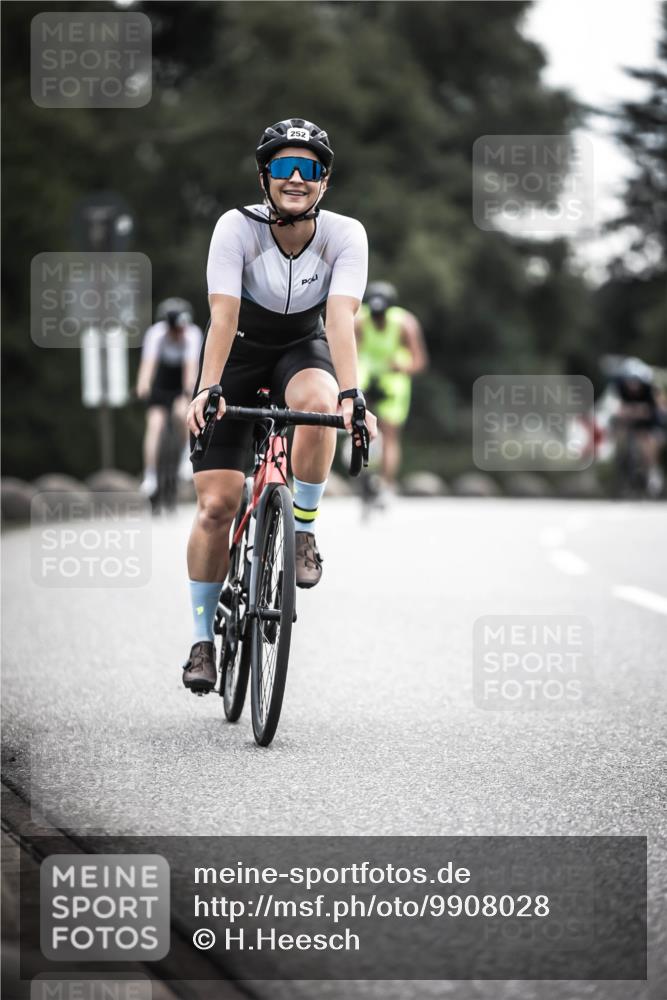 21.06.2026 - 29. Vierlanden-Triathlon H.Heesch http://msf.ph/oto/9908028 21.06.2026 09:23:46 Radfahren 131, 155, 166, 252, 264, 266, 301 meine-sportfotos.de