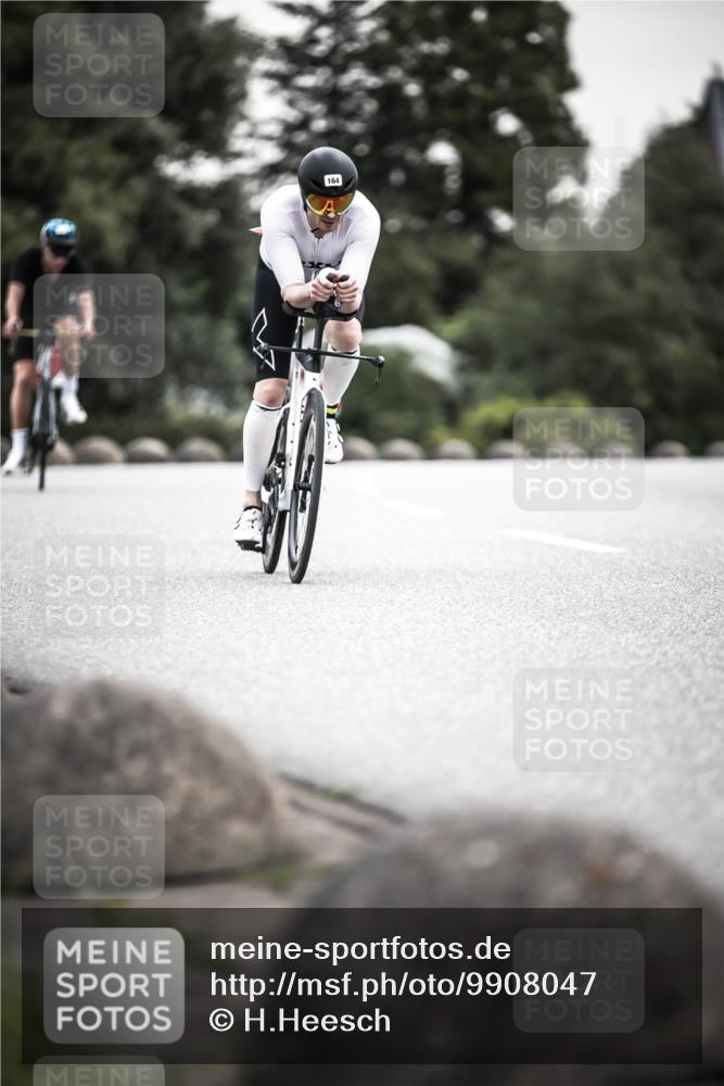 21.06.2026 - 29. Vierlanden-Triathlon H.Heesch http://msf.ph/oto/9908047 21.06.2026 10:26:55 Radfahren 112, 164, 388 meine-sportfotos.de
