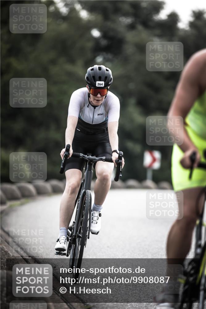 21.06.2026 - 29. Vierlanden-Triathlon H.Heesch http://msf.ph/oto/9908087 21.06.2026 09:23:49 Radfahren 155, 166, 252, 264, 301 meine-sportfotos.de