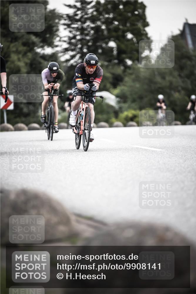 21.06.2026 - 29. Vierlanden-Triathlon H.Heesch http://msf.ph/oto/9908141 21.06.2026 10:27:03 Radfahren 43, 45, 64, 108, 128, 600, 624 meine-sportfotos.de