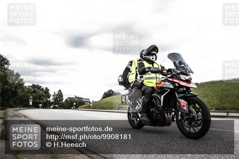 21.06.2026 - 29. Vierlanden-Triathlon H.Heesch http://msf.ph/oto/9908181 21.06.2026 14:34:49 Radfahren  meine-sportfotos.de
