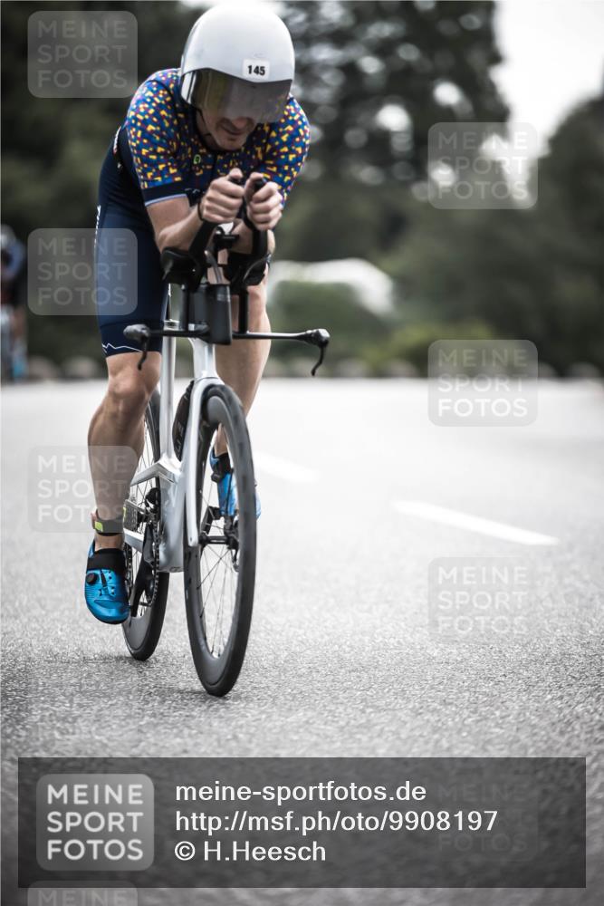 21.06.2026 - 29. Vierlanden-Triathlon H.Heesch http://msf.ph/oto/9908197 21.06.2026 09:24:06 Radfahren 62, 145, 184 meine-sportfotos.de