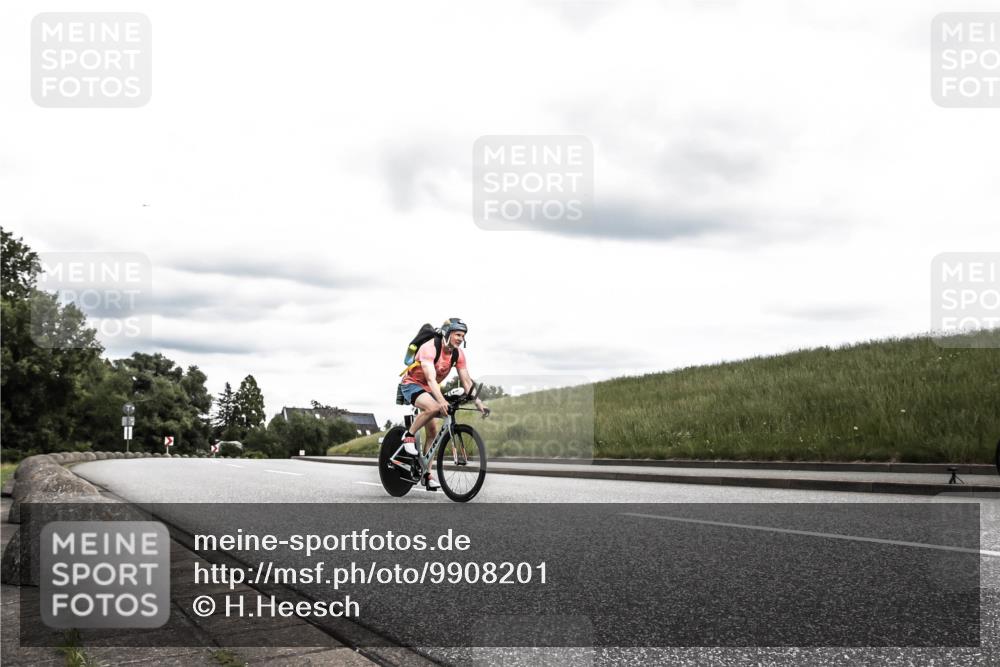 21.06.2026 - 29. Vierlanden-Triathlon H.Heesch http://msf.ph/oto/9908201 21.06.2026 14:39:04 Radfahren  meine-sportfotos.de