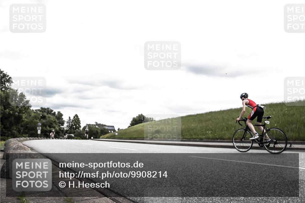 21.06.2026 - 29. Vierlanden-Triathlon H.Heesch http://msf.ph/oto/9908214 21.06.2026 14:42:20 Radfahren 1289 meine-sportfotos.de