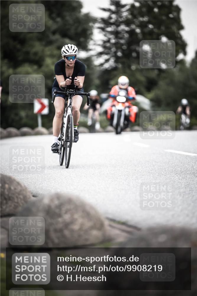 21.06.2026 - 29. Vierlanden-Triathlon H.Heesch http://msf.ph/oto/9908219 21.06.2026 10:27:10 Radfahren 24, 43, 89, 108, 486, 517, 600 meine-sportfotos.de