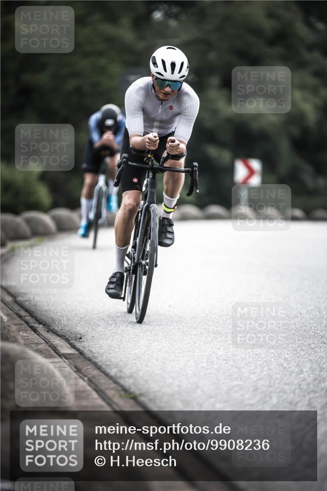 21.06.2026 - 29. Vierlanden-Triathlon H.Heesch http://msf.ph/oto/9908236 21.06.2026 09:24:08 Radfahren 62, 145, 184 meine-sportfotos.de