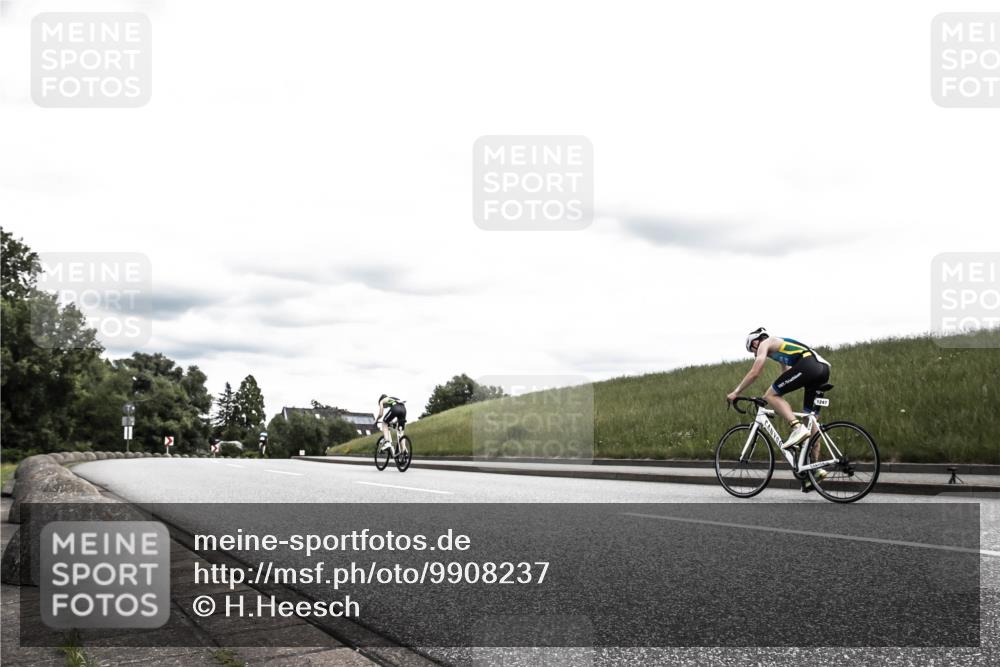 21.06.2026 - 29. Vierlanden-Triathlon H.Heesch http://msf.ph/oto/9908237 21.06.2026 14:42:44 Radfahren  meine-sportfotos.de