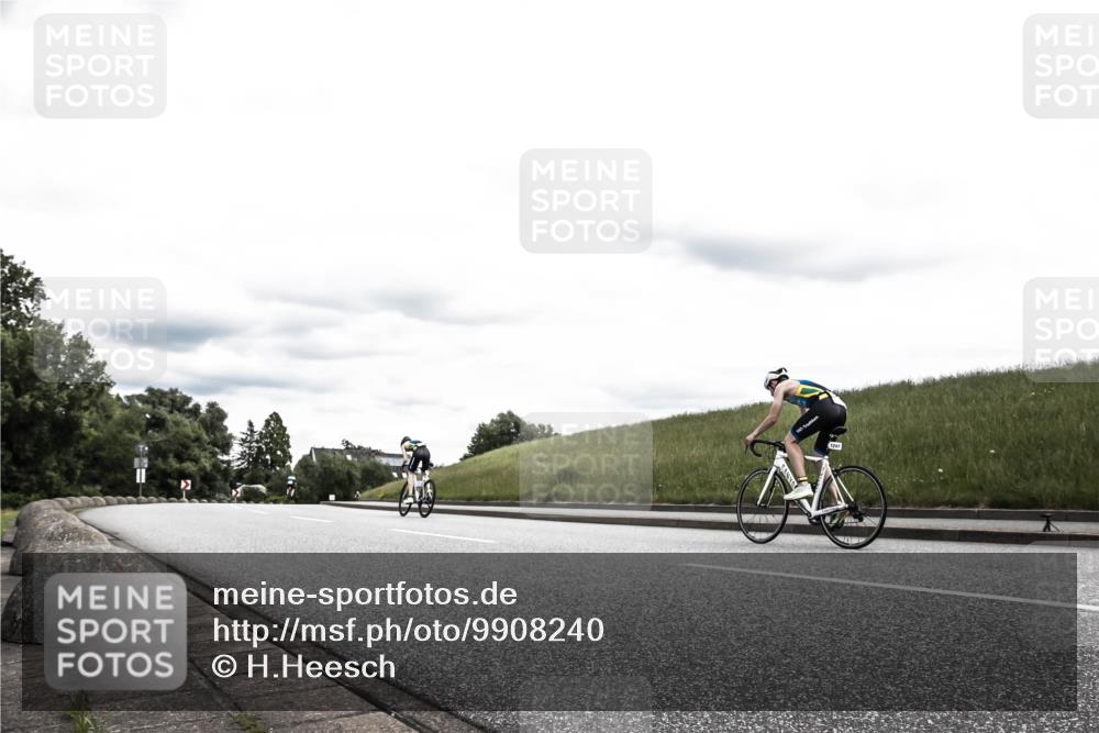 21.06.2026 - 29. Vierlanden-Triathlon H.Heesch http://msf.ph/oto/9908240 21.06.2026 14:42:44 Radfahren  meine-sportfotos.de