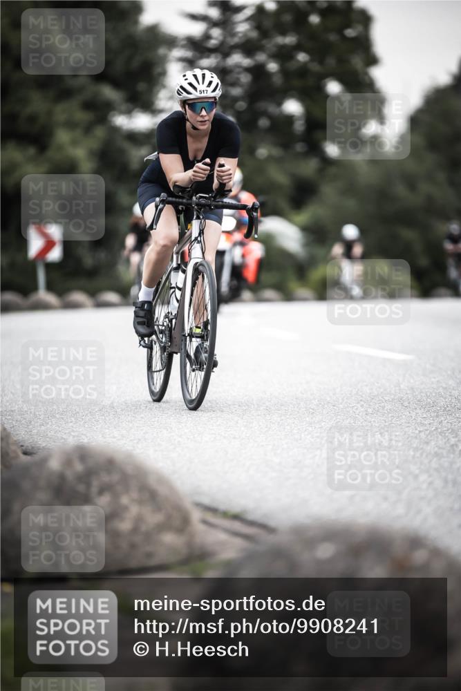 21.06.2026 - 29. Vierlanden-Triathlon H.Heesch http://msf.ph/oto/9908241 21.06.2026 10:27:11 Radfahren 24, 43, 89, 108, 486, 517, 600 meine-sportfotos.de