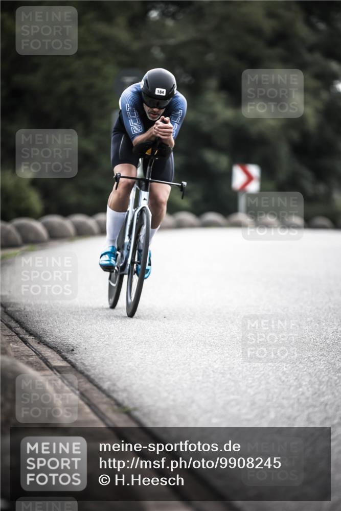 21.06.2026 - 29. Vierlanden-Triathlon H.Heesch http://msf.ph/oto/9908245 21.06.2026 09:24:09 Radfahren 62, 145, 184 meine-sportfotos.de