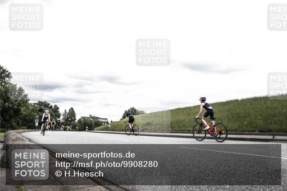 21.06.2026 - 29. Vierlanden-Triathlon H.Heesch http://msf.ph/oto/9908280 21.06.2026 14:43:11 Radfahren 1254, 1293 meine-sportfotos.de
